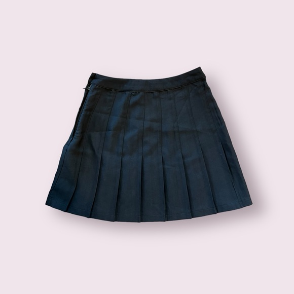 NWOT Urban Outfitters Black Pleated Tennis Skirt - Picture 3 of 4